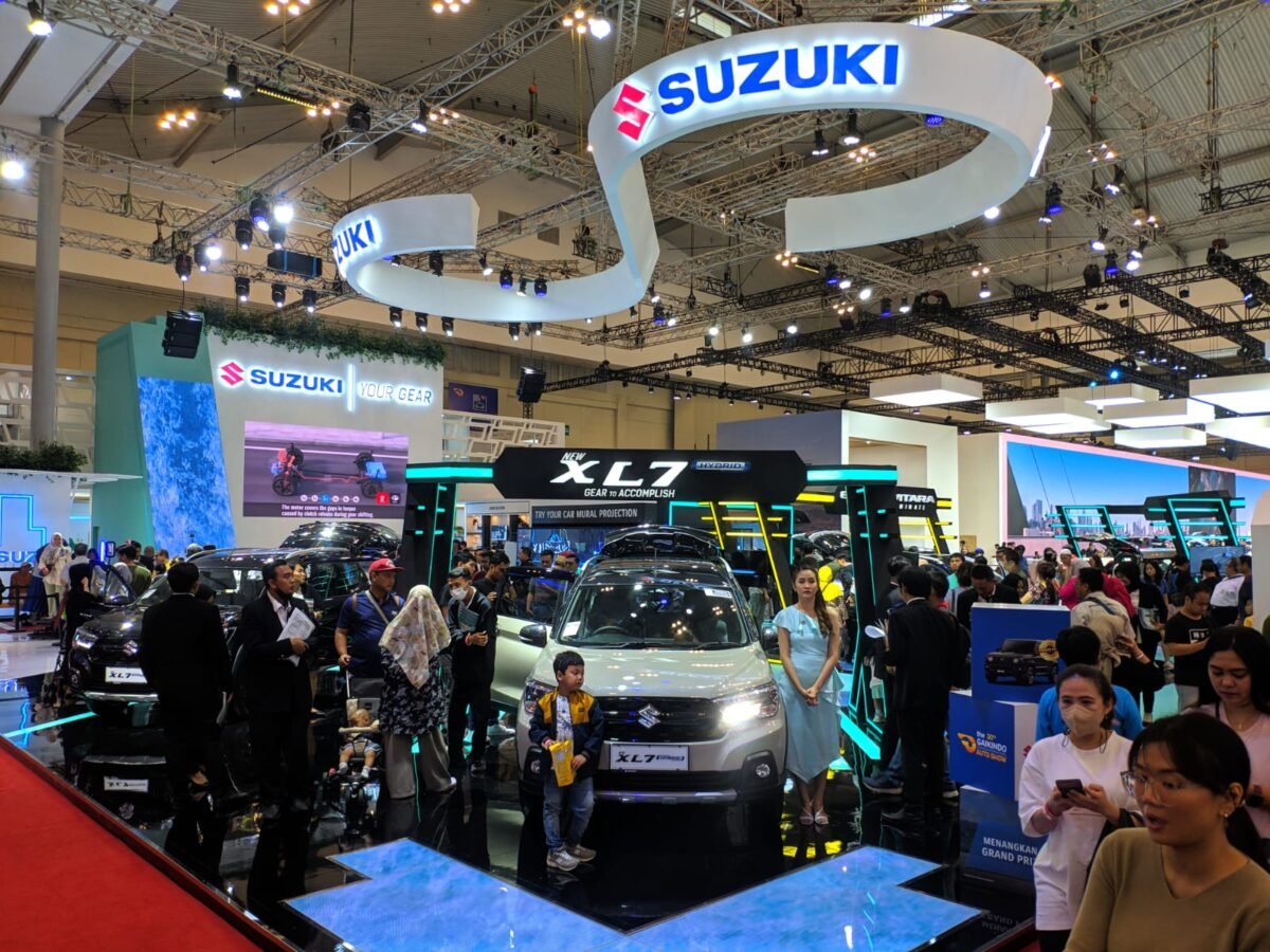 Suzuki Sukses Meraih 1.562 SPK di GJAW 2024, XL7 dan Ertiga Menjadi Favorit Konsumen