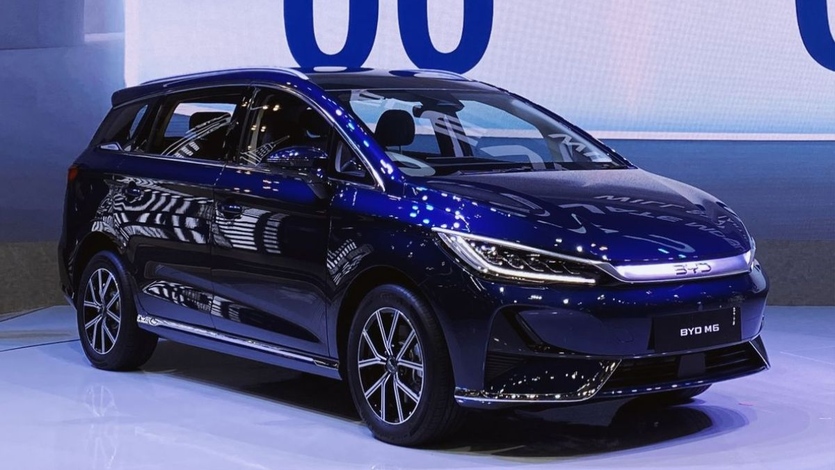 Gemilang di GJAW 2024: BYD Raih 1.400 SPK, M6 Jadi MPV Listrik Terfavorit