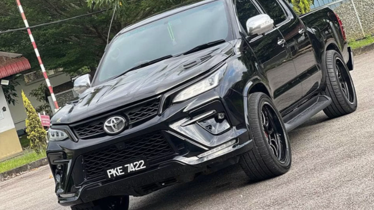 Transformasi Gagah Toyota Hilux Menjadi Fortuner, Ini Dia Modifikasinya!